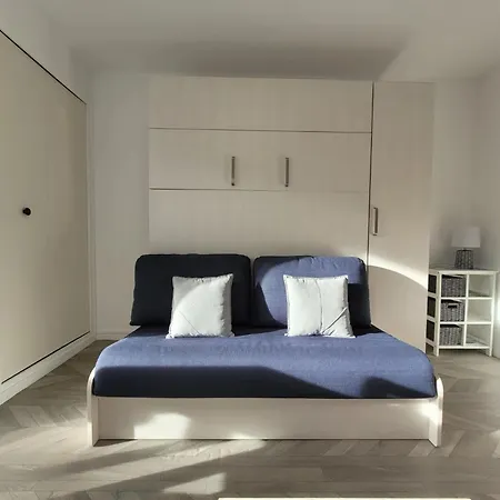 Avec Terrasse Plein Sud - Le Fenil Avenue De Verdun A *