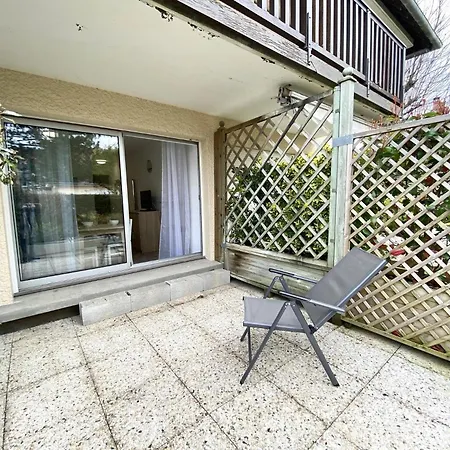 Appartement Avec Terrasse Plein Sud - Le Fenil Avenue De Verdun A Cabourg